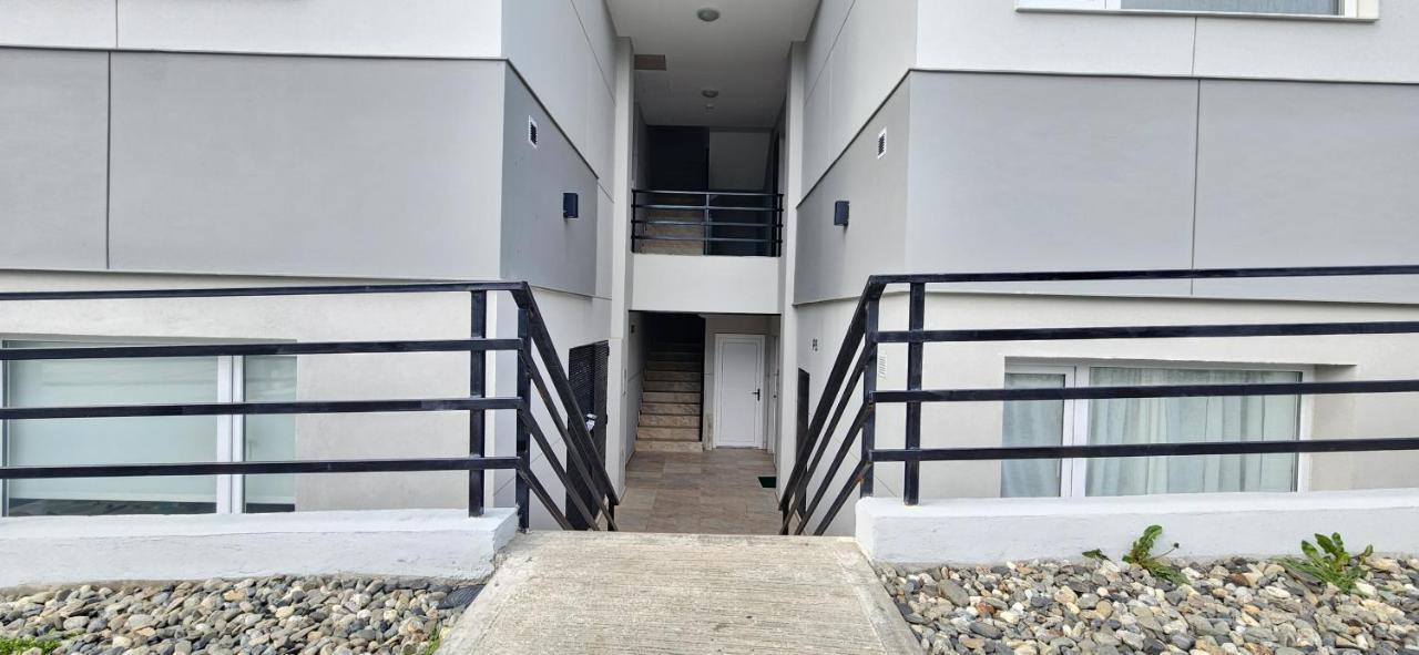 Pey Kau Apartment Ushuaia Ngoại thất bức ảnh